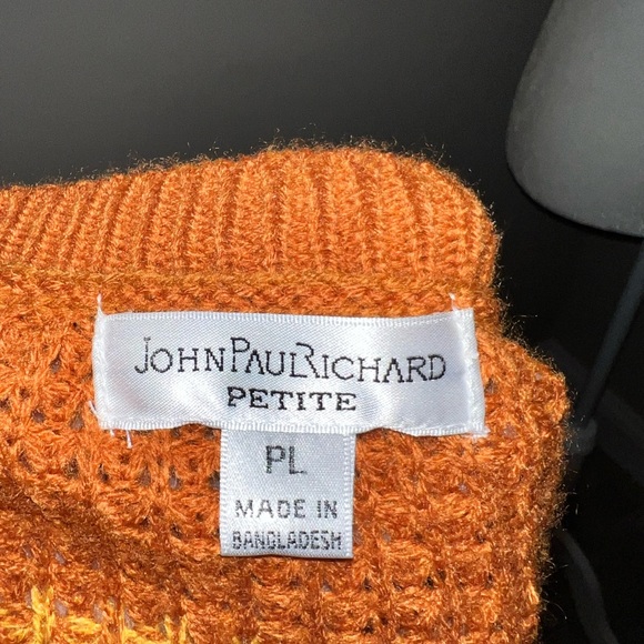 Sweater - Picture 3 of 4